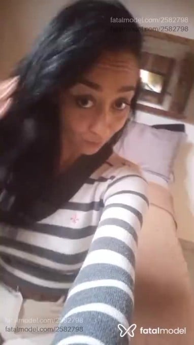 Acompanhante mulher morena (o) de olhos castanhos - Alice Morellé