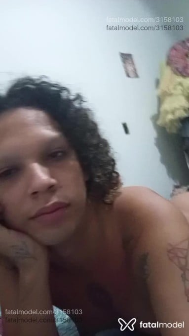 Acompanhante mulher trans com cabelo castanho de olhos castanhos em Ananindeua - Safira Clausberg