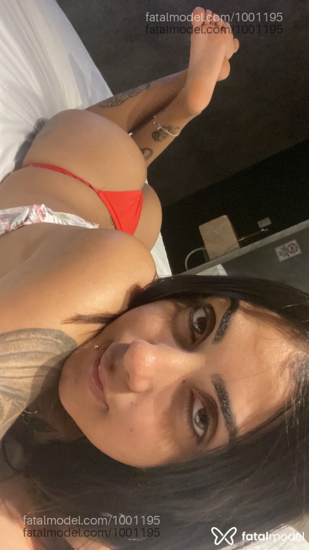 Acompanhante mulher morena (o) de olhos verdes em Patos - Beatriz