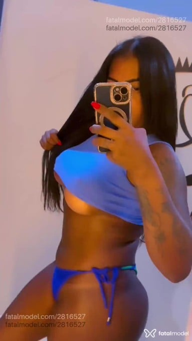 Acompanhante mulher trans morena (o) de olhos castanhos em Vila Velha - Carol