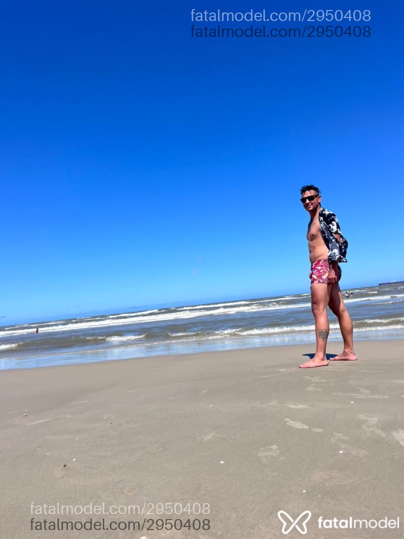 Acompanhante homem com cabelo castanho de olhos pretos em Porto Alegre - Brayan Junior