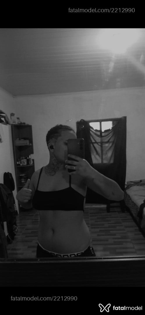 Acompanhante mulher morena (o) de olhos mel em Porto Alegre - Soares