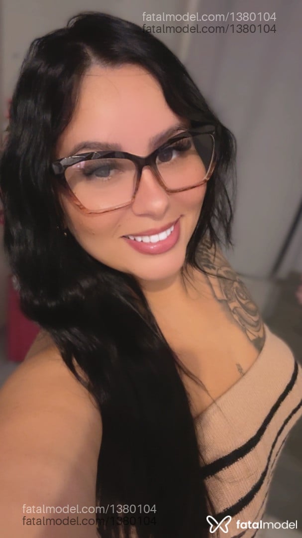 Acompanhante mulher morena (o) de olhos castanhos em Pouso Alegre Acompanhante mulher morena (o) de olhos castanhos em Pouso Alegre - Babi Paes