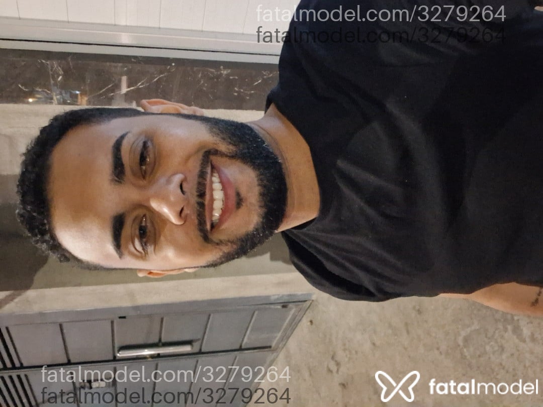 Acompanhante homem morena (o) de olhos castanhos em São Paulo Acompanhante homem morena (o) de olhos castanhos em São Paulo - Santos