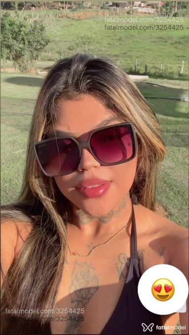 Acompanhante mulher morena (o) de olhos castanhos em Carapicuíba Acompanhante mulher morena (o) de olhos castanhos em Carapicuíba - Bebel Savoy