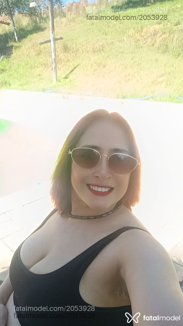 Acompanhante mulher ruiva (o) de olhos castanhos em Santo Antônio da Platina - Eliane Massoterape
