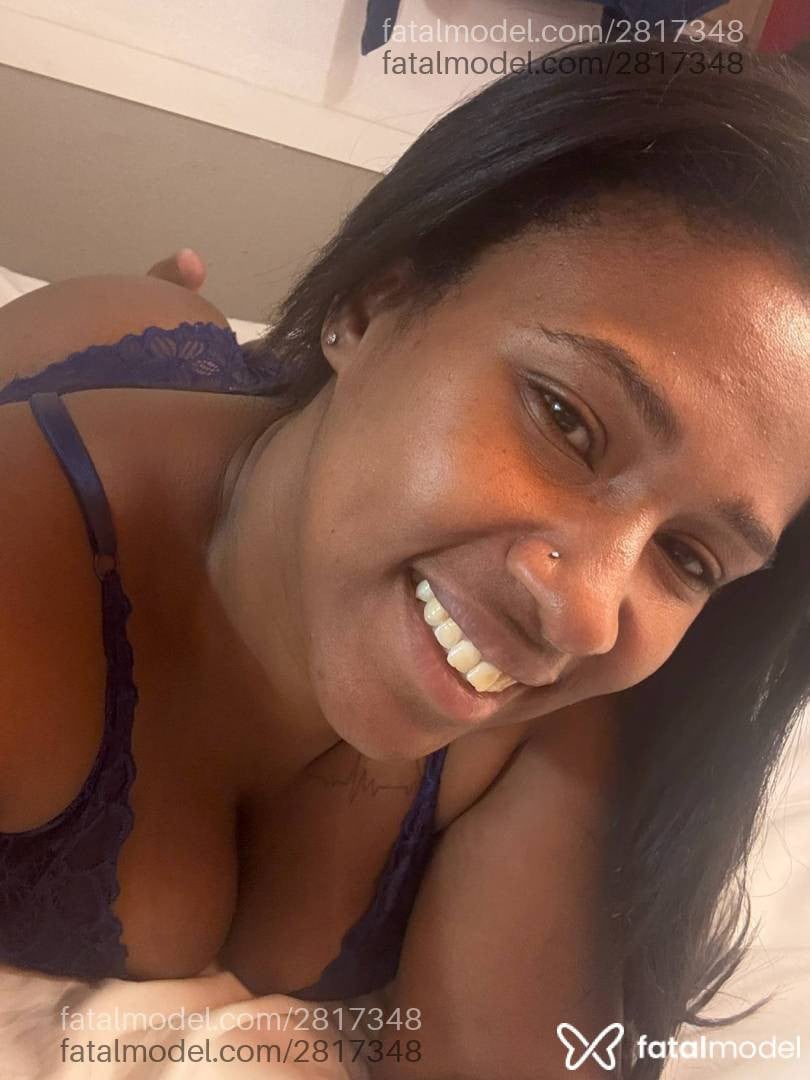 Acompanhante mulher morena (o) de olhos pretos em Uberlândia - Karol