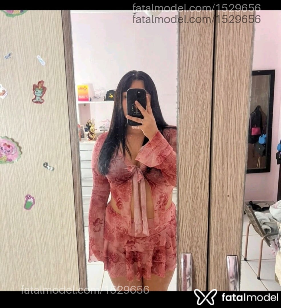 Acompanhante mulher morena (o) de olhos pretos em Recife Acompanhante mulher morena (o) de olhos pretos em Recife - Paloma