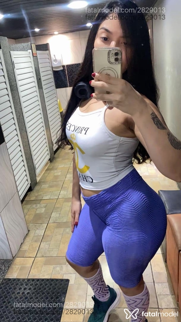 Acompanhante mulher morena (o) de olhos castanhos em Rio de Janeiro - Lara Scarlet