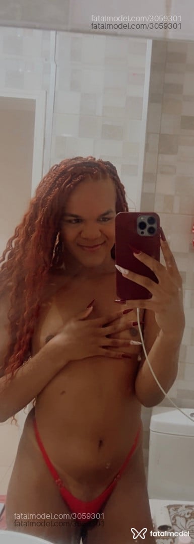 Acompanhante mulher trans loira (o) de olhos castanhos em Campinas - Raphaella
