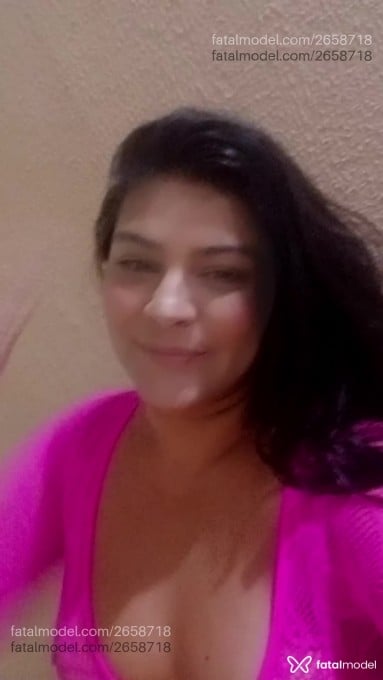 Acompanhante mulher morena (o) de olhos castanhos em Itapetininga Acompanhante mulher morena (o) de olhos castanhos em Itapetininga - Samara Zahir
