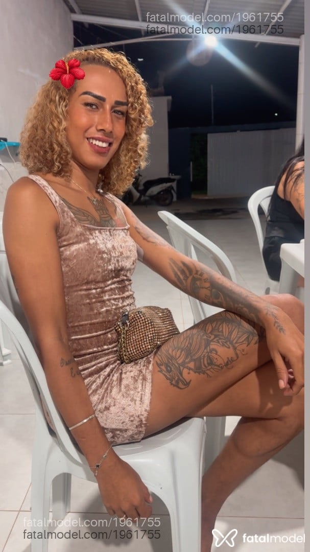 Acompanhante homem loira (o) de olhos castanhos - Aylla Beatriz Acompanhante homem loira (o) de olhos castanhos - Aylla Beatriz