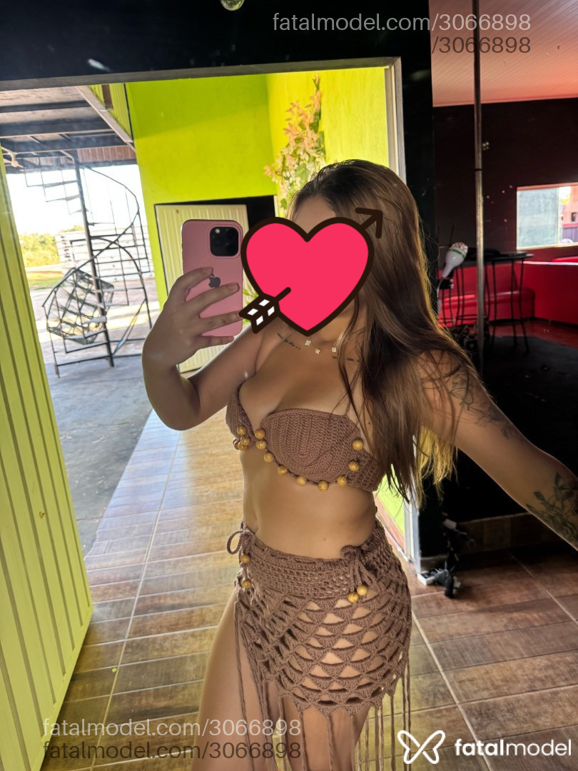 Acompanhante mulher com cabelo castanho de olhos pretos em Goiânia - Stefanny