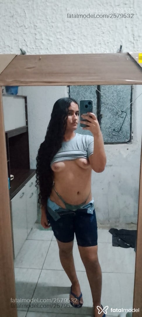 Acompanhante mulher trans morena (o) de olhos pretos em Maceió - Vania