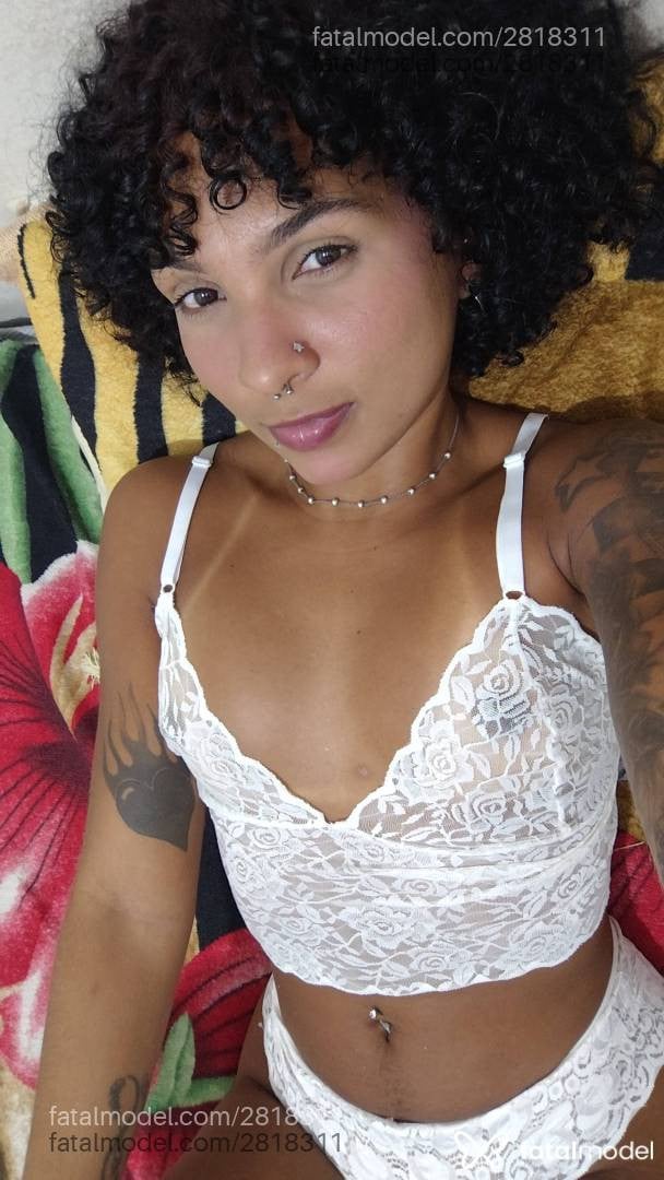 Acompanhante mulher morena (o) de olhos castanhos em Rio de Janeiro - Brenda Costa