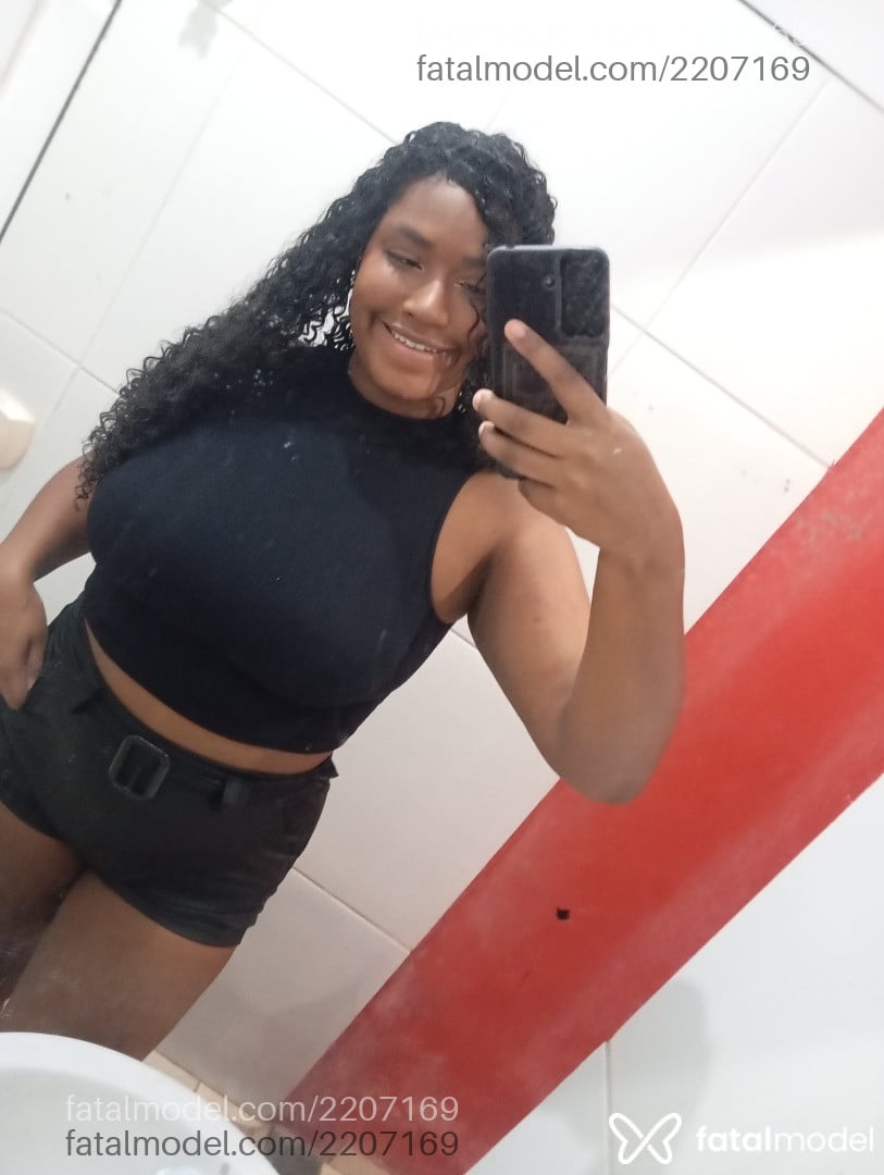 Acompanhante mulher com cabelo castanho de olhos castanhos em São Paulo - Aline Black