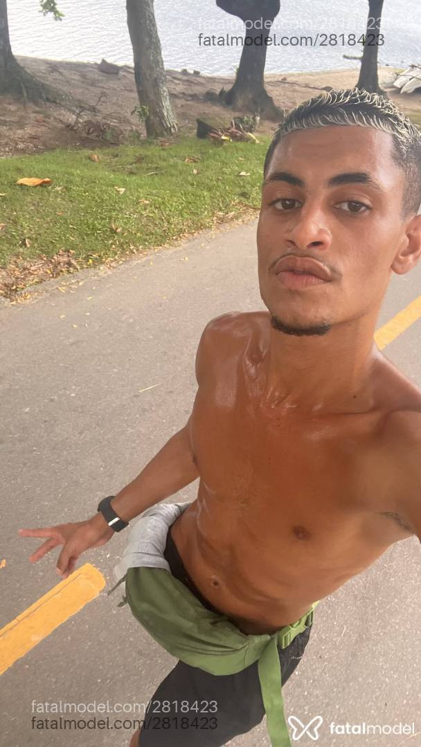 Acompanhante homem morena (o) de olhos mel em Rio de Janeiro - Gentleboy