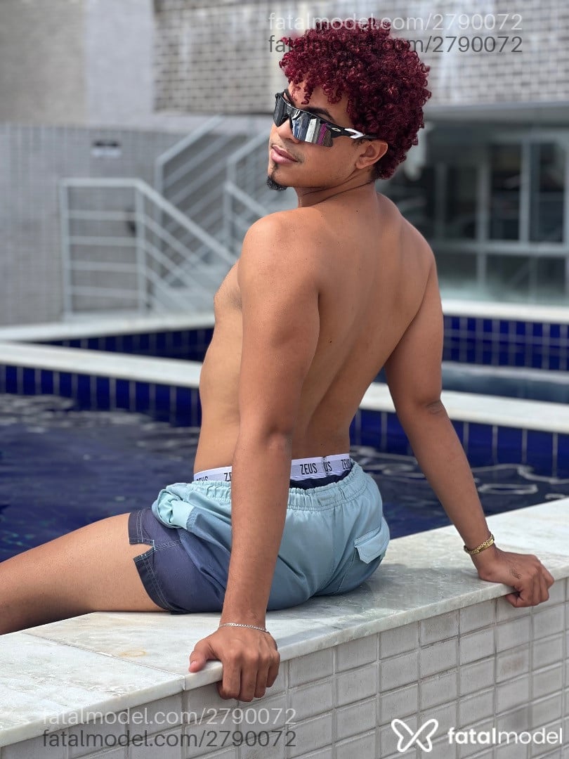 Acompanhante homem morena (o) de olhos pretos em Campina Grande - Lorenzo Moreau