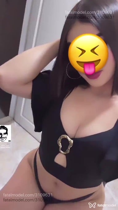 Acompanhante mulher trans com cabelo castanho de olhos castanhos em Manaus - Vick