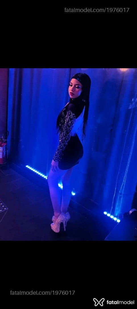 Acompanhante mulher morena (o) de olhos pretos em Balneário Camboriú - Evellyn Alencar