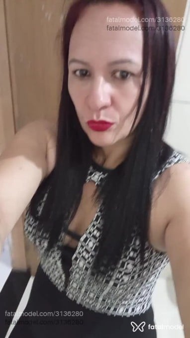 Acompanhante mulher ruiva (o) de olhos castanhos em Telêmaco Borba - Adriana