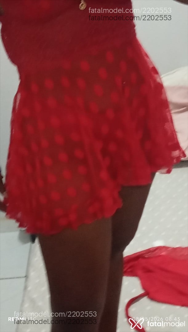 Acompanhante mulher morena (o) de olhos pretos - Gabriella