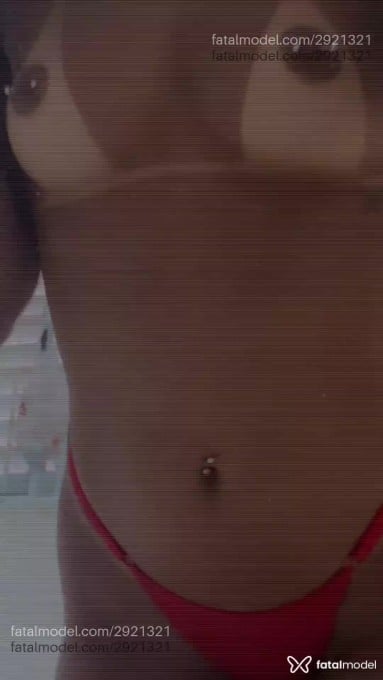 Acompanhante mulher morena (o) de olhos pretos em Uberlândia - Bianca