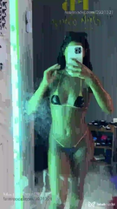 Acompanhante mulher morena (o) de olhos pretos em Uberlândia - Bianca