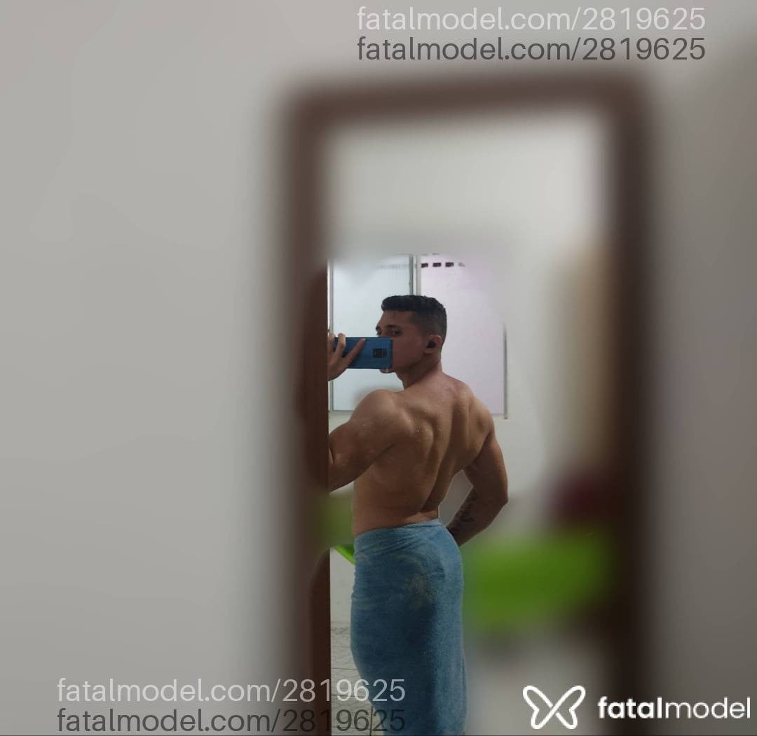 Acompanhante homem com cabelo castanho de olhos castanhos em Aparecida de Goiânia - Victorxxx
