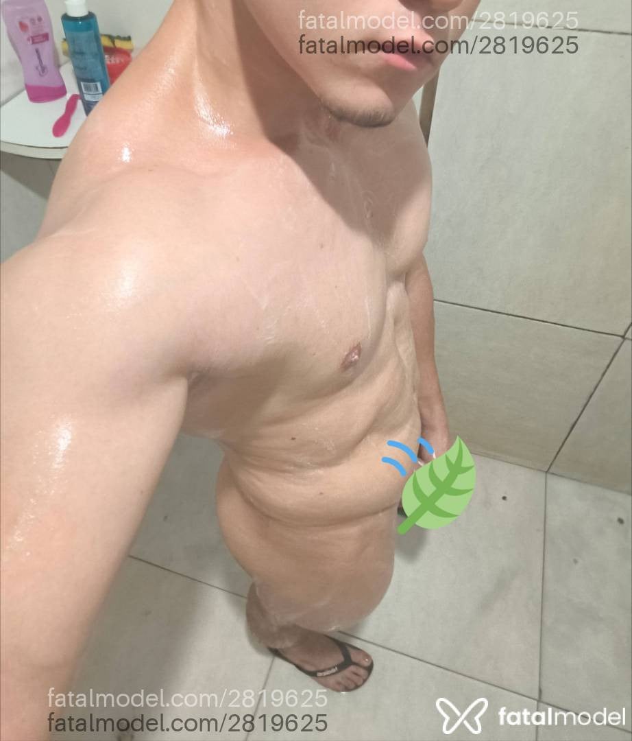 Acompanhante homem com cabelo castanho de olhos castanhos - Victorxxx