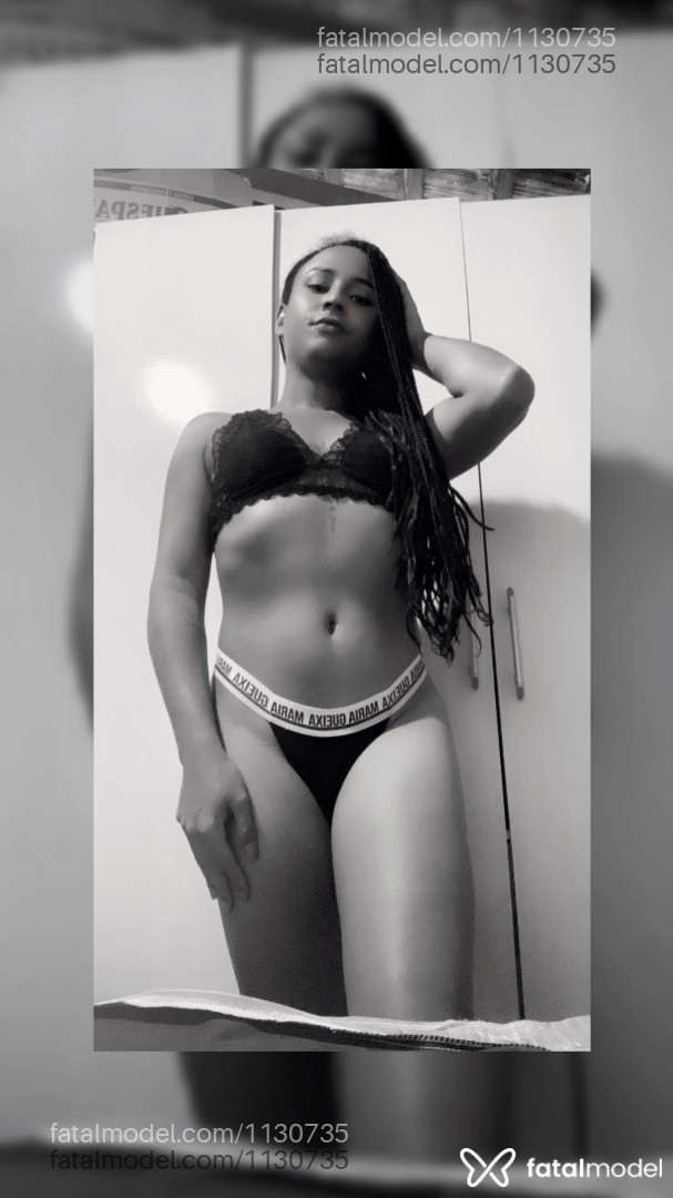 Acompanhante travesti morena (o) de olhos castanhos em Ribeirão do Pinhal - Steffany
