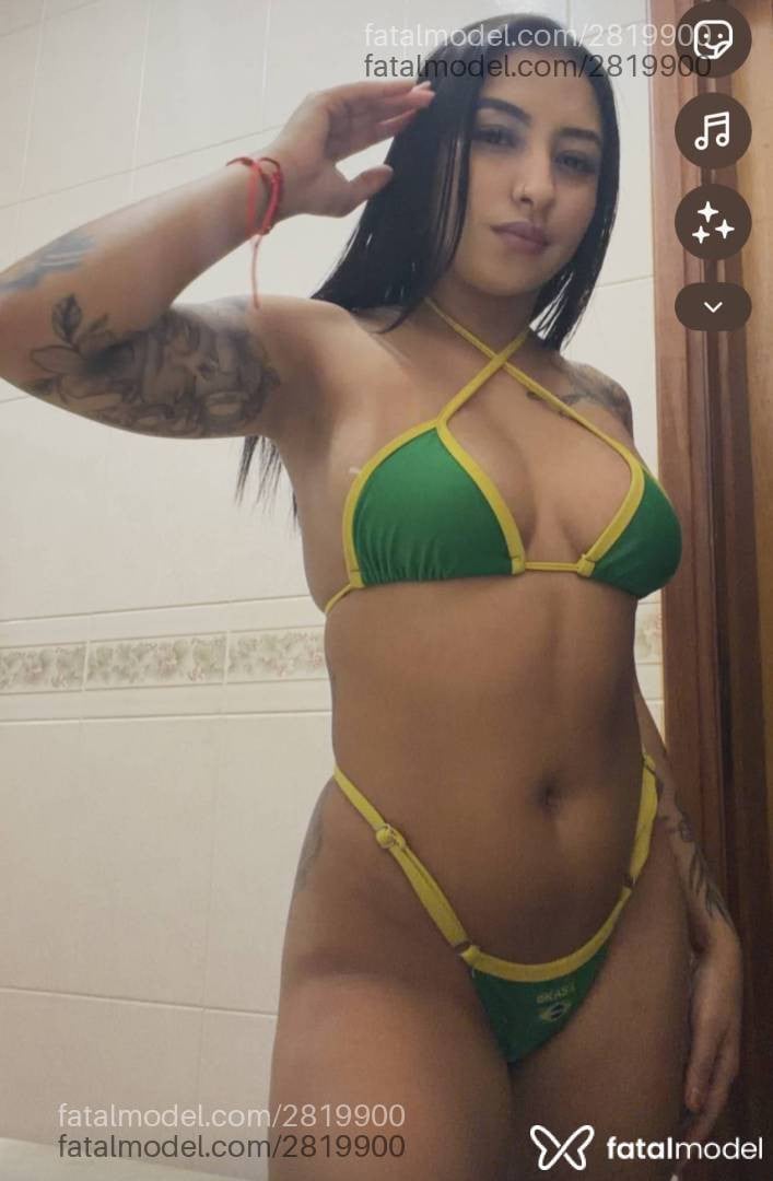 Acompanhante mulher morena (o) de olhos castanhos - Beatriz Drumond
