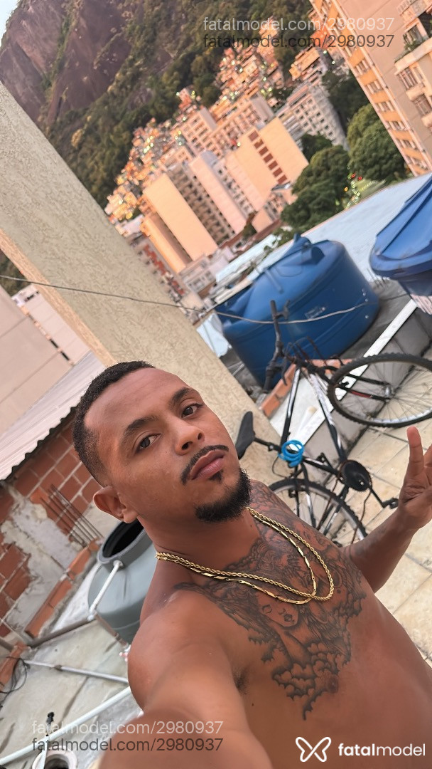Acompanhante homem morena (o) de olhos pretos em Rio de Janeiro - Alexandre Magalhãe
