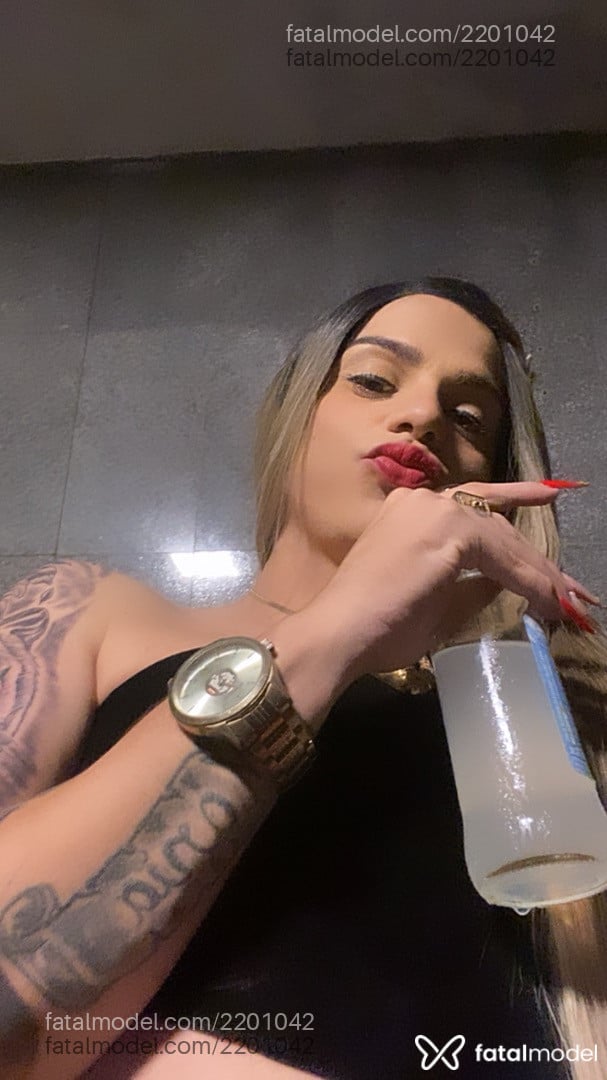 Acompanhante mulher trans ruiva (o) de olhos verdes em Fortaleza - Jadhy