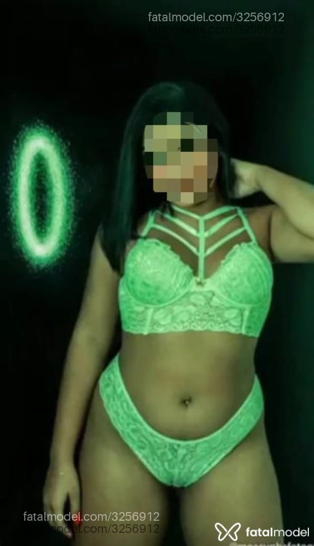 Acompanhante mulher morena (o) de olhos castanhos em São Paulo - Lorena