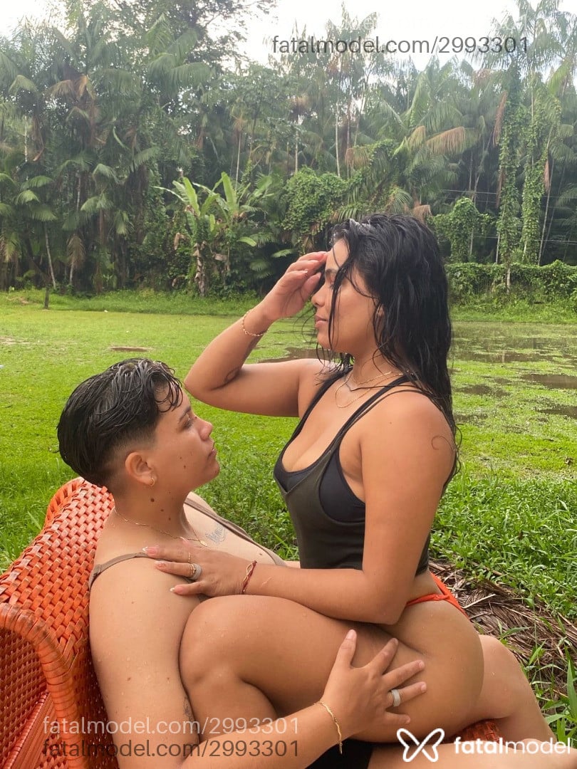 Acompanhante mulher com cabelo castanho de olhos mel em Belém - Athena Afrodite