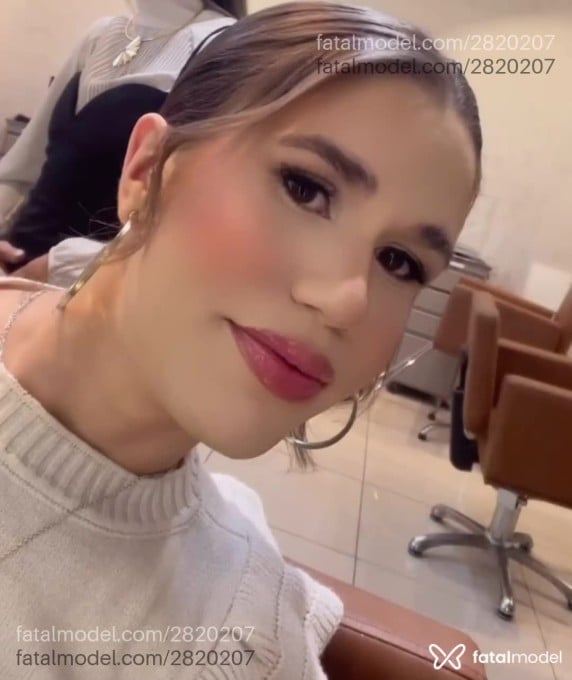 Acompanhante mulher trans loira (o) de olhos castanhos em Patrocínio - Deborah Luartte
