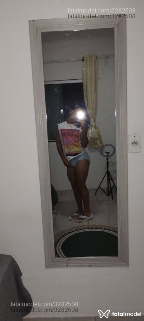 Acompanhante homem com cabelo castanho de olhos pretos em Petrolina - Dionísio