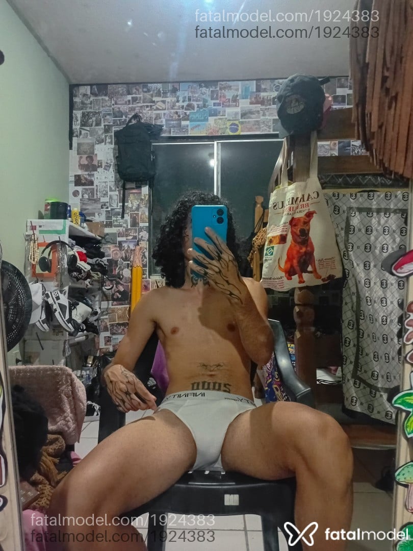 Acompanhante homem morena (o) de olhos castanhos em Campos dos Goytacazes - Erick