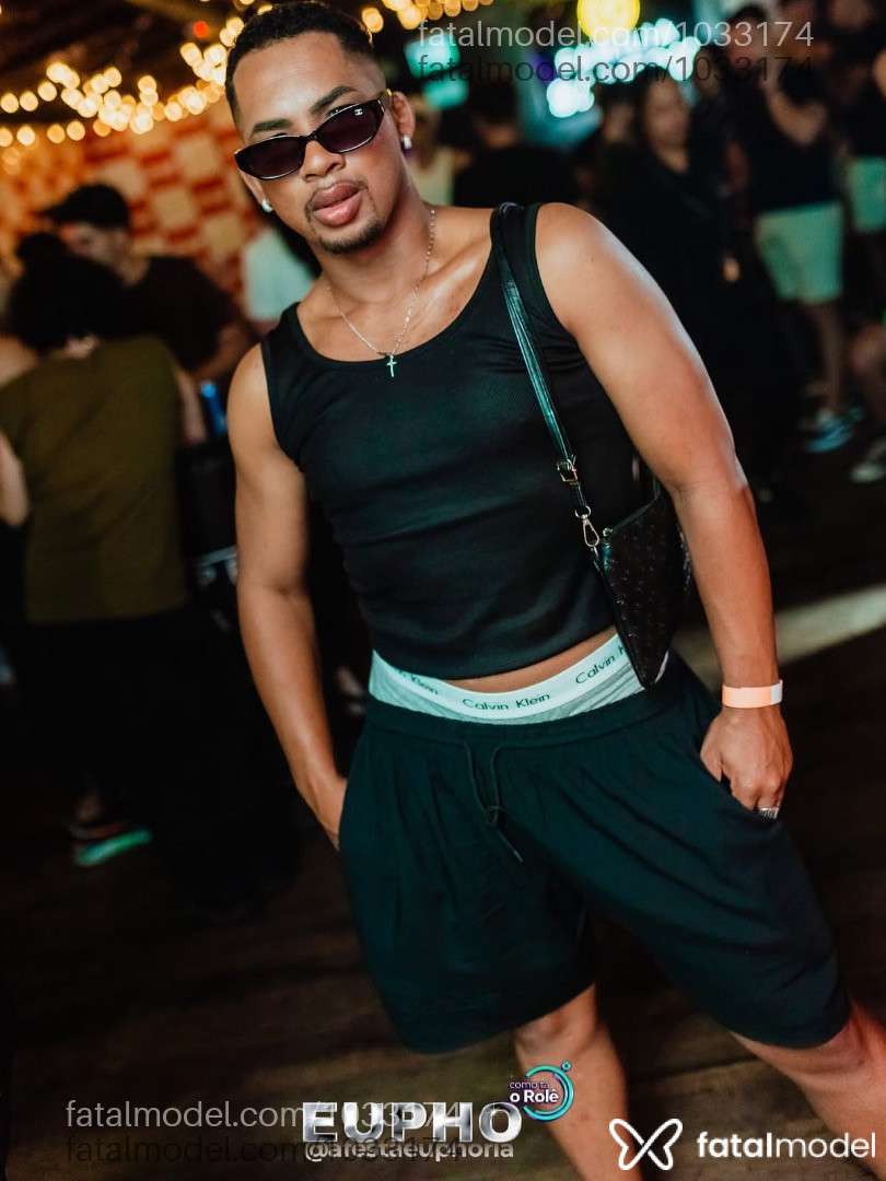 Acompanhante homem morena (o) de olhos pretos em Rio de Janeiro - Pedro Luz
