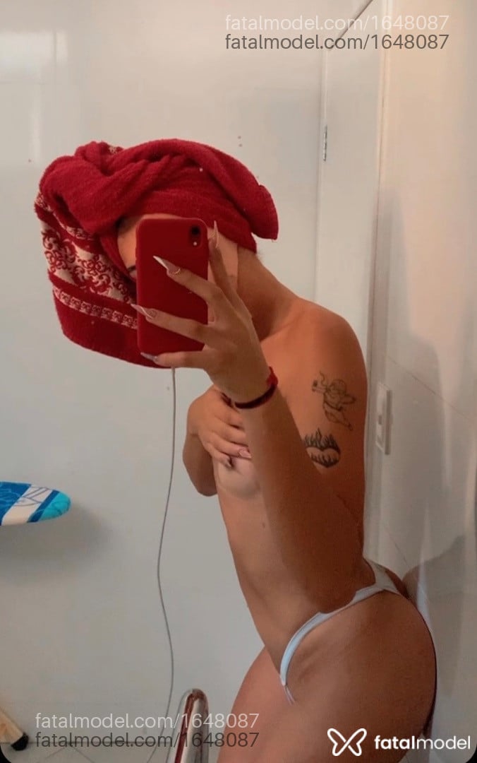 Acompanhante mulher trans morena (o) de olhos castanhos em Araruama - Soso Abreu