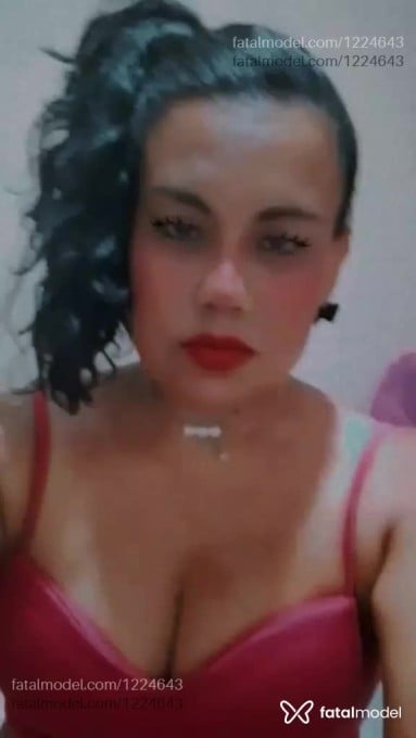 Acompanhante mulher morena (o) de olhos castanhos em Araraquara Acompanhante mulher morena (o) de olhos castanhos em Araraquara - Melissa