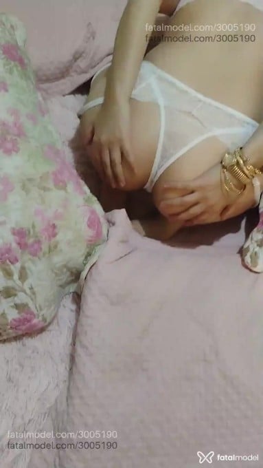 Acompanhante mulher morena (o) de olhos castanhos em São Sebastião do Paraíso Acompanhante mulher morena (o) de olhos castanhos em São Sebastião do Paraíso - Laura