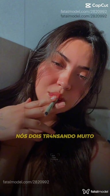 Acompanhante mulher com cabelo castanho de olhos castanhos em Criciúma - Vitória