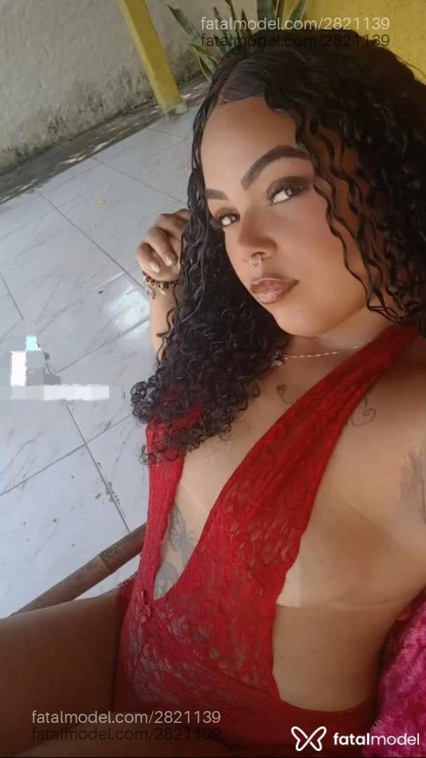 Acompanhante mulher morena (o) de olhos castanhos - Thayna
