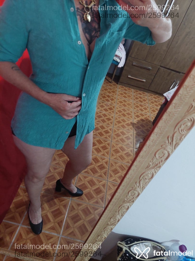 Acompanhante mulher loira (o) de olhos castanhos em Caxias do Sul - Stella