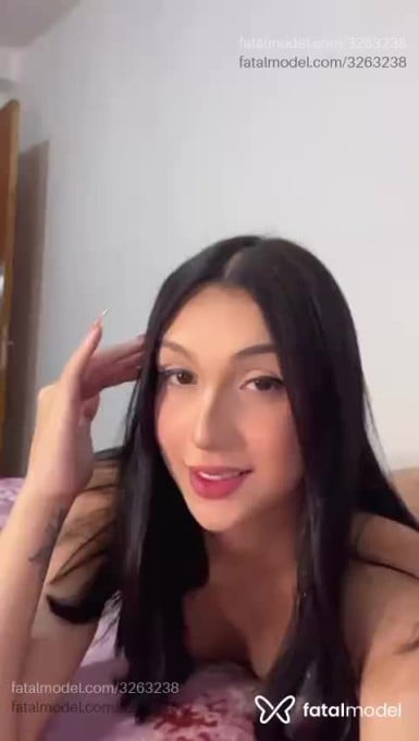 Acompanhante mulher trans morena (o) de olhos pretos em Virtual Acompanhante mulher trans morena (o) de olhos pretos em Virtual - Victoria Mello
