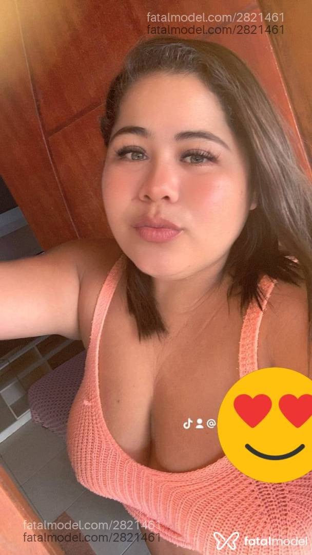 Acompanhante mulher com cabelo castanho de olhos verdes em Araruama Acompanhante mulher com cabelo castanho de olhos verdes em Araruama - Gabriella