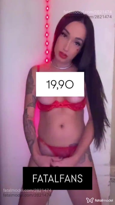 Acompanhante mulher trans morena (o) de olhos castanhos em Virtual - Ariella Marian