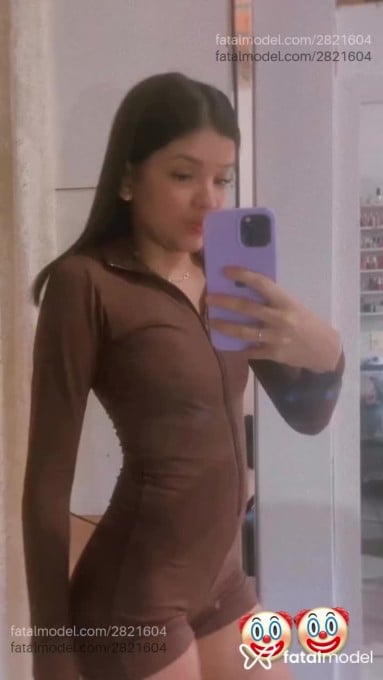 Acompanhante mulher morena (o) de olhos pretos - Aylla Ninfetabb Acompanhante mulher morena (o) de olhos pretos - Aylla Ninfetabb